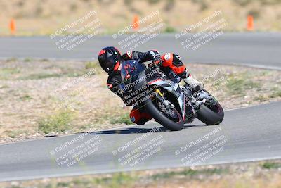 media/Oct-14-2023-TrackXperience (Sat) [[0517685739]]/Level 3/session 2 turn 4 RED FLAG/